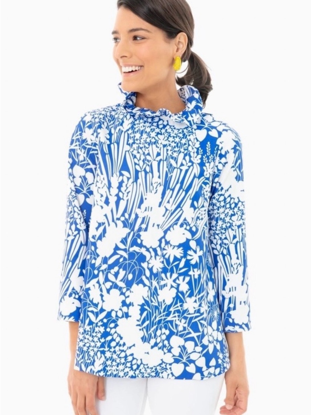 Tuckernuck Blue and White Faye Ruffle Floral Smocked-Neck Top - M